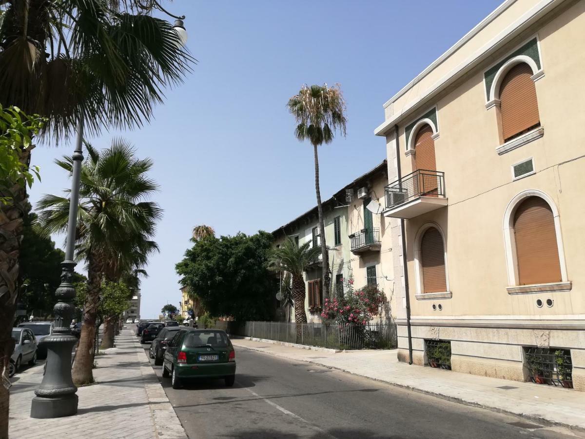 Guest House B&B Via Marina Reggio di Calabria Eksteriør bilde